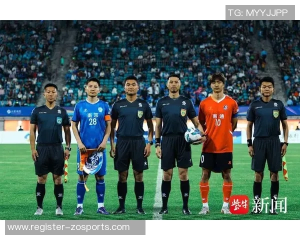 南京足球队的战术变革与球员适应性分析深度解读