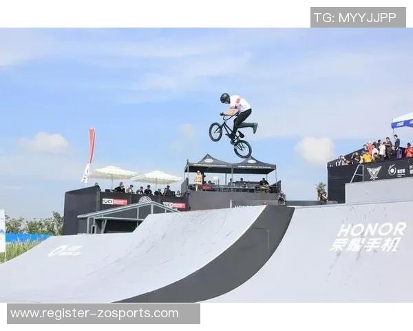 南京极限运动队在运动世界街舞大赛中的节奏表现精彩点评与分析 南京极限运动队在运动世界街舞大赛中的节奏表现精彩点评与分析