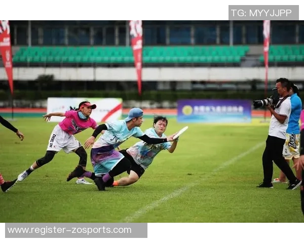 飞盘运动热潮席卷重庆飞盘队探索配合新模式推动体育变革