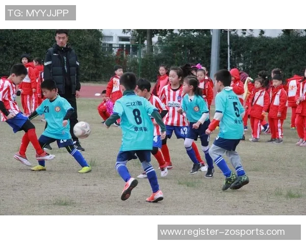 实时新闻刘娜专访从绿茵场到人生舞台的足球旅程回顾与展望